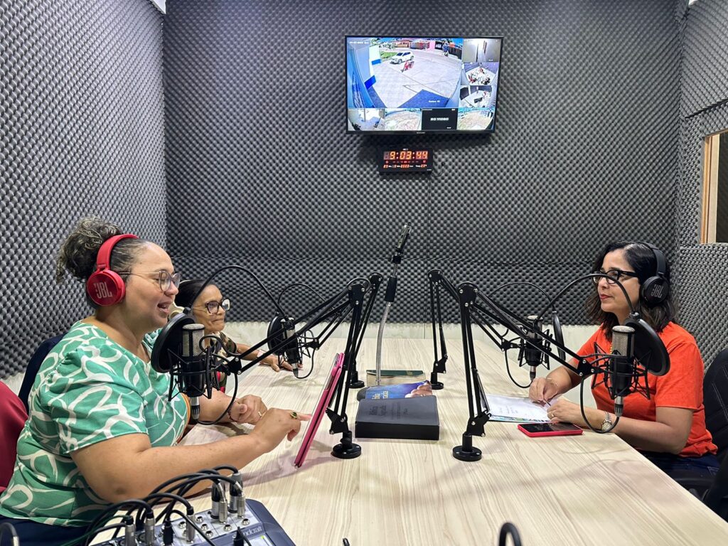 FACULDADE BOAS NOVAS PARTICIPA DO PROGRAMA DE RÁDIO “ESTAÇÃO ESPERANÇA”