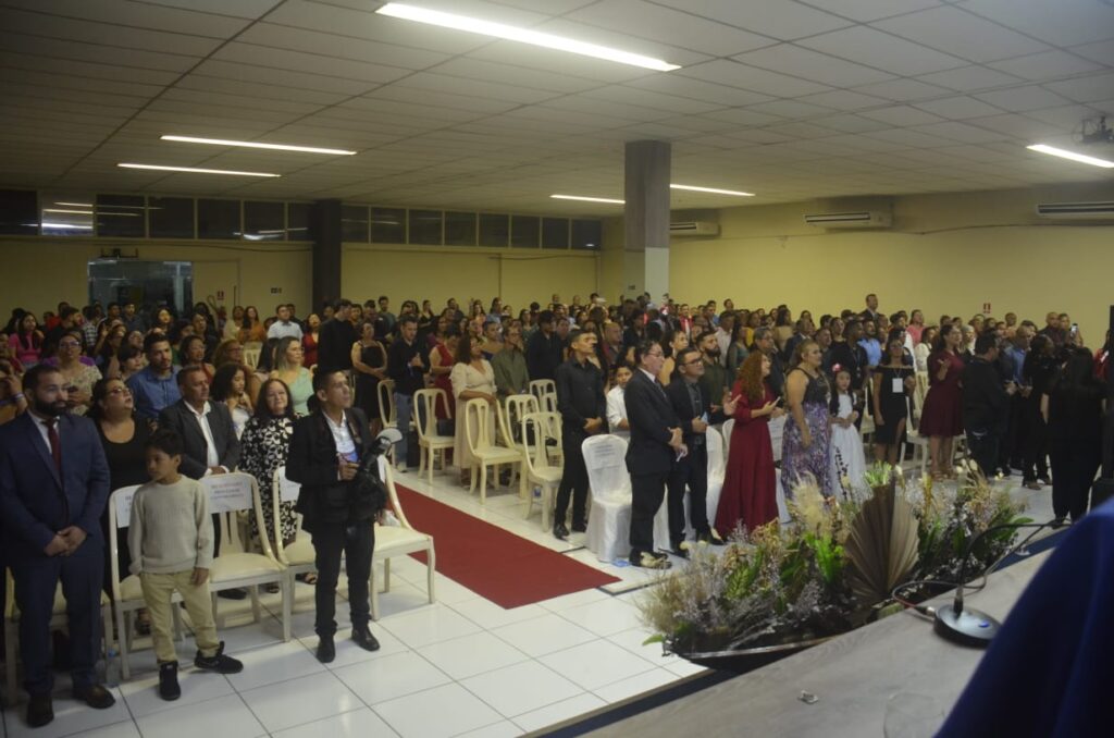 FACULDADE BOAS NOVAS REALIZA CERIMÔNIA DE COLAÇÃO DE GRAU 2024/1