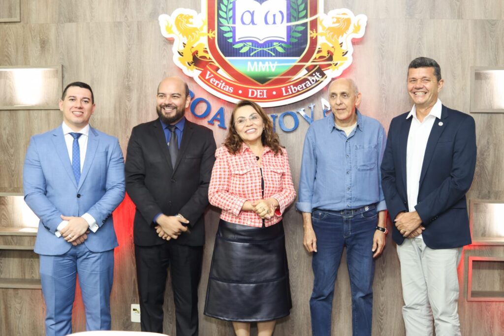 FACULDADE BOAS NOVAS FINALIZA COM ÊXITO O I FÓRUM INTERDISCIPLINAR DE DIREITO