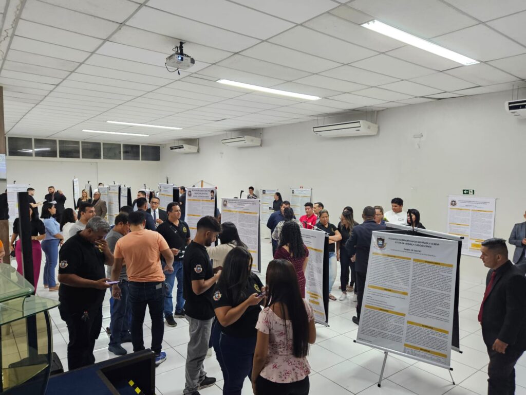 FACULDADE BOAS NOVAS REALIZA O SALÃO DE PESQUISA EM DIREITO E PSICOLOGIA